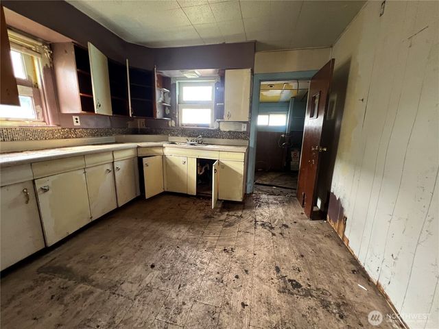 131 17 Avenue, Longview, WA 98632