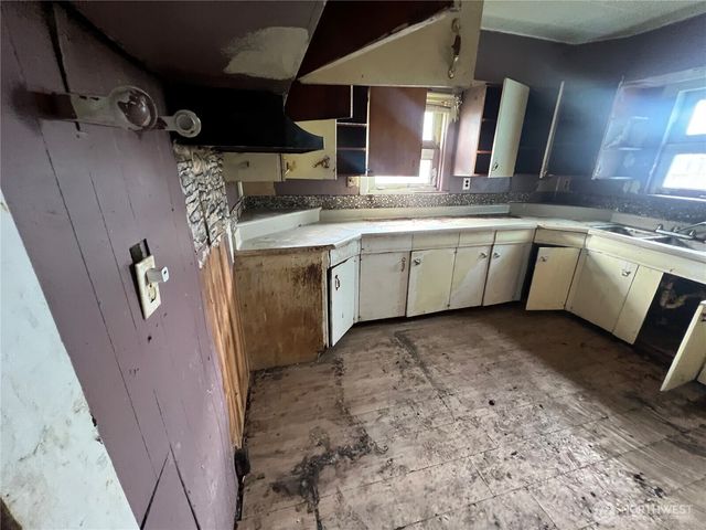 131 17 Avenue, Longview, WA 98632