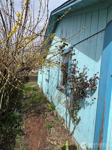 131 17 Avenue, Longview, WA 98632