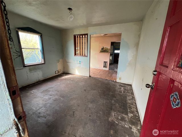 131 17 Avenue, Longview, WA 98632