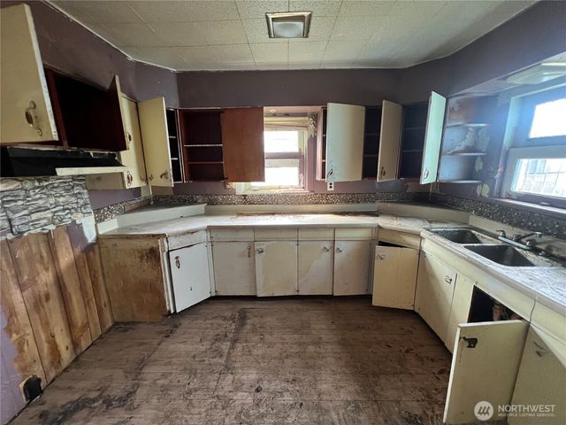 131 17 Avenue, Longview, WA 98632