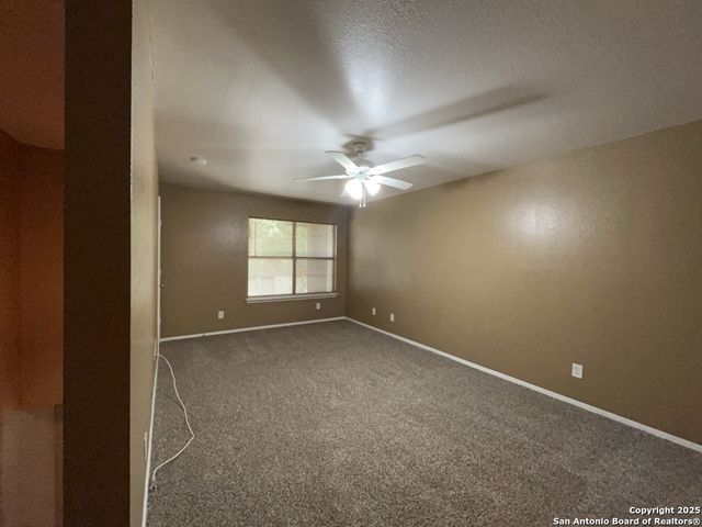2802 Lasses Blvd Apt 42, San Antonio, TX 78223
