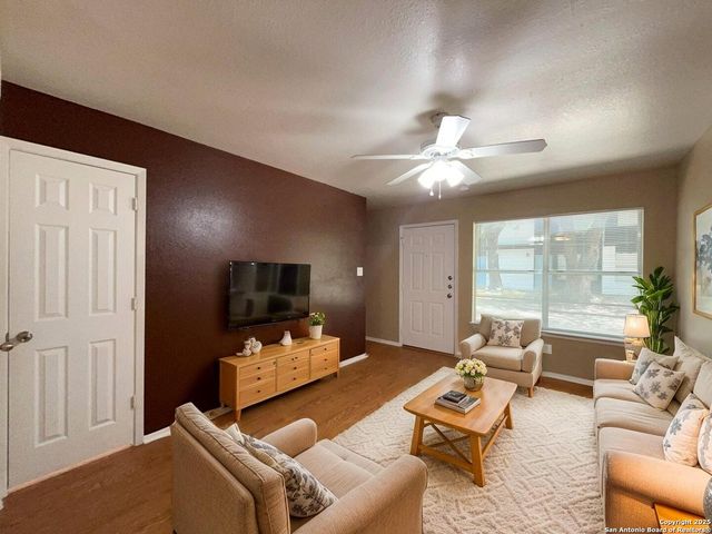 2802 Lasses Blvd Apt 42, San Antonio, TX 78223