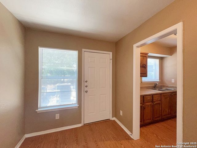 2802 Lasses Blvd Apt 42, San Antonio, TX 78223
