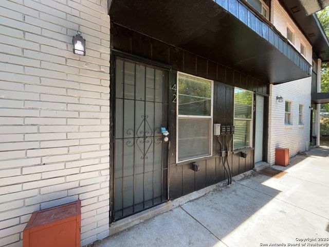 2802 Lasses Blvd Apt 42, San Antonio, TX 78223