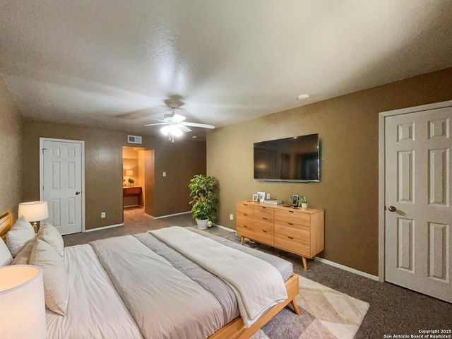 2802 Lasses Blvd Apt 42, San Antonio, TX 78223