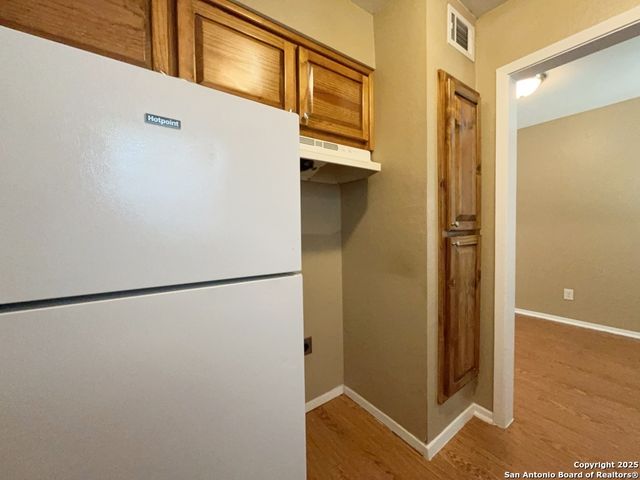 2802 Lasses Blvd Apt 42, San Antonio, TX 78223
