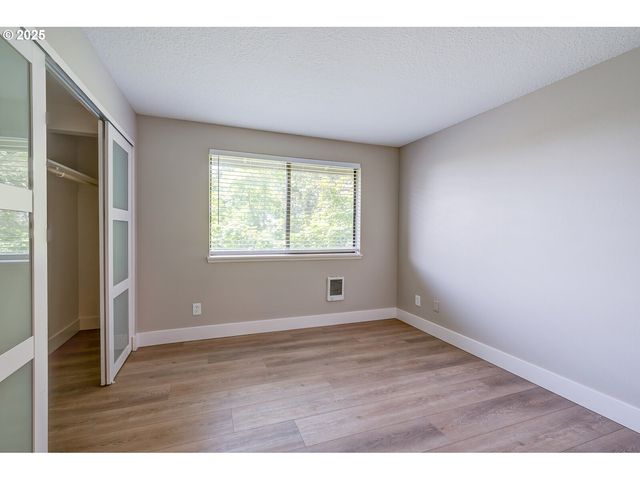 56 GALEN St, Lake Oswego, OR 97035