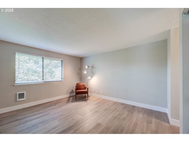 56 GALEN St, Lake Oswego, OR 97035