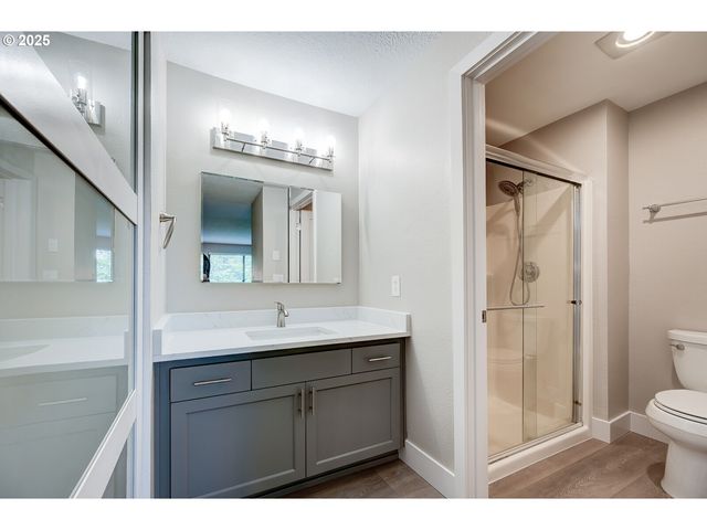 56 GALEN St, Lake Oswego, OR 97035