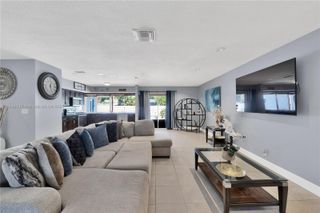 1730 N 55th Ave, Hollywood, FL 33021