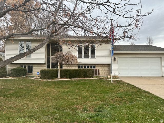 3700 S RIVER VALLEY DR, Riverdale, UT 84405