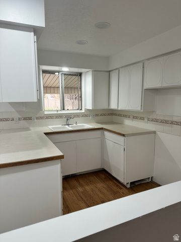 3700 S RIVER VALLEY DR, Riverdale, UT 84405