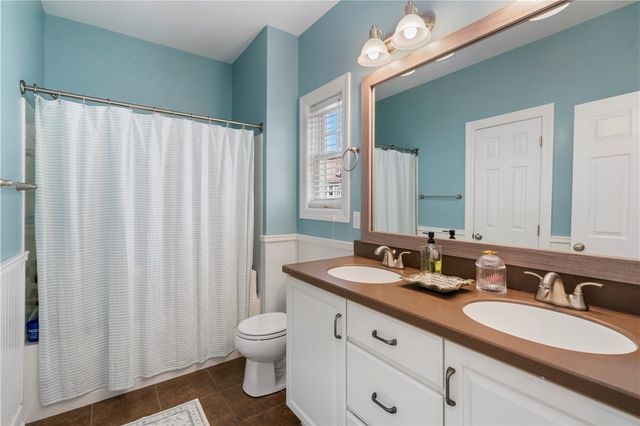 1283 Newbury Highland, South Fayette, PA 15017