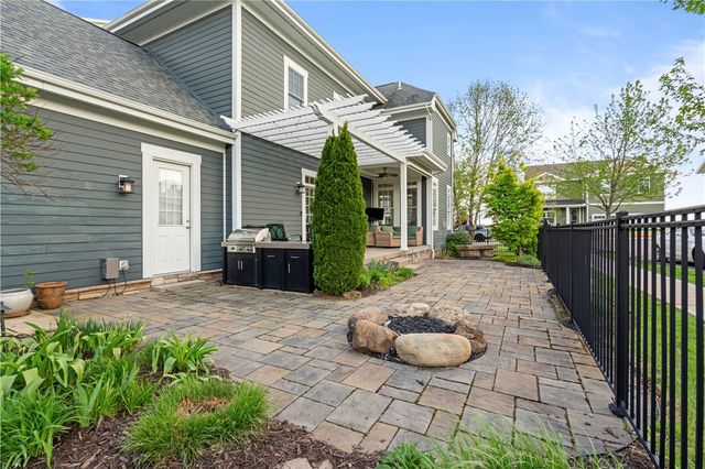 1283 Newbury Highland, South Fayette, PA 15017