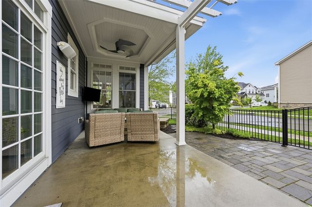 1283 Newbury Highland, South Fayette, PA 15017