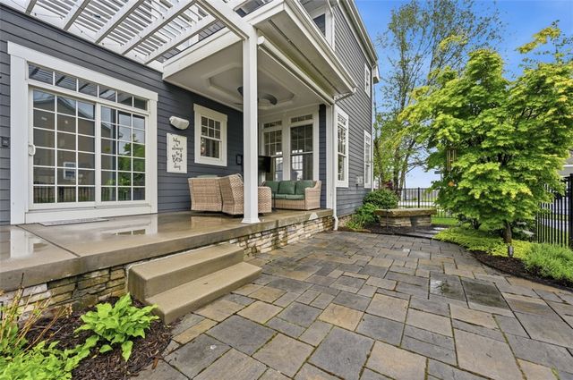 1283 Newbury Highland, South Fayette, PA 15017