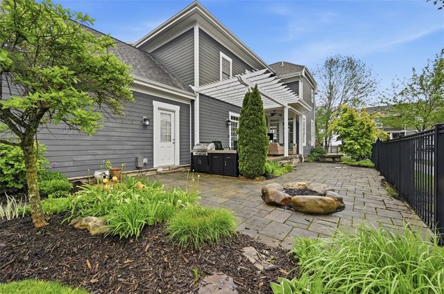 1283 Newbury Highland, South Fayette, PA 15017