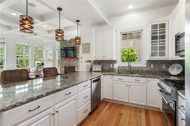 1283 Newbury Highland, South Fayette, PA 15017