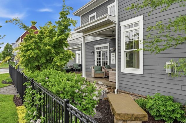 1283 Newbury Highland, South Fayette, PA 15017