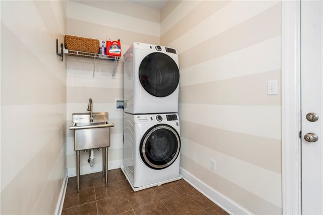 1283 Newbury Highland, South Fayette, PA 15017