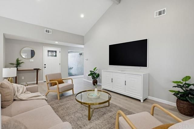 8662 Robles Drive, San Carlos, CA 92119