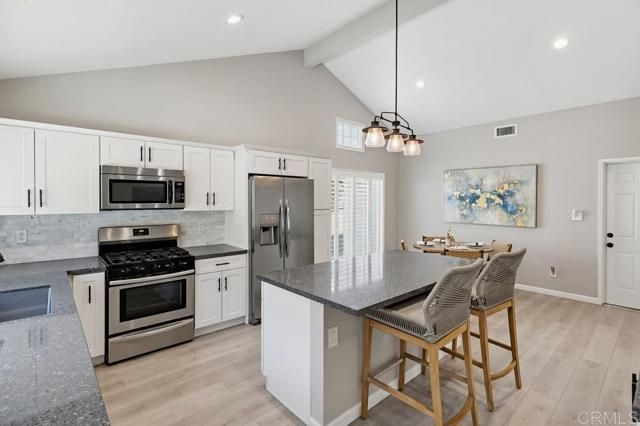 8662 Robles Drive, San Carlos, CA 92119