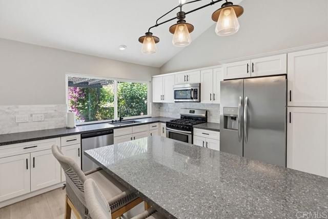 8662 Robles Drive, San Carlos, CA 92119