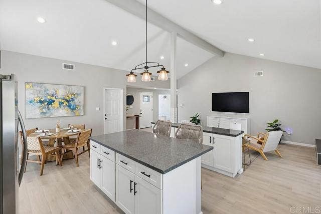 8662 Robles Drive, San Carlos, CA 92119