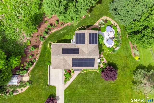 20 Stacy Court, Cheshire, CT 06410