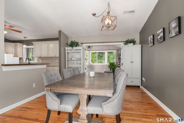 20 Stacy Court, Cheshire, CT 06410
