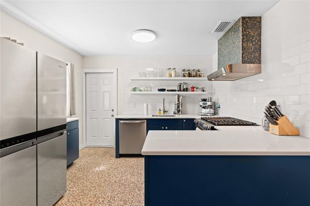 6227 COLUMBIA DRIVE, Bradenton, FL 34207