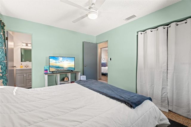 6227 COLUMBIA DRIVE, Bradenton, FL 34207