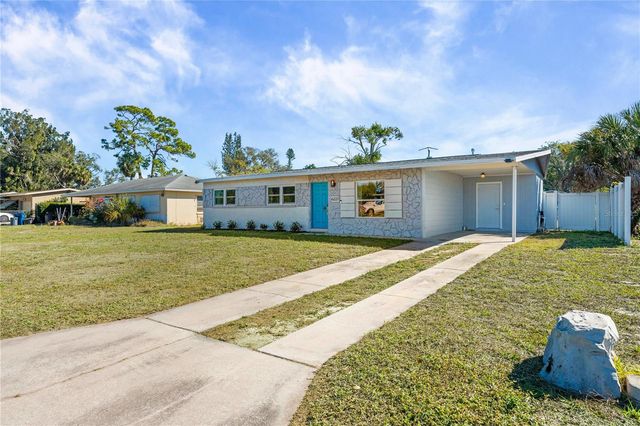 6227 COLUMBIA DRIVE, Bradenton, FL 34207