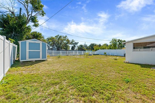 6227 COLUMBIA DRIVE, Bradenton, FL 34207