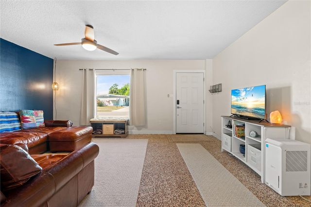 6227 COLUMBIA DRIVE, Bradenton, FL 34207