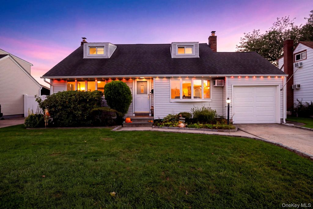 2066 Seaford Avenue, Seaford, NY 11783