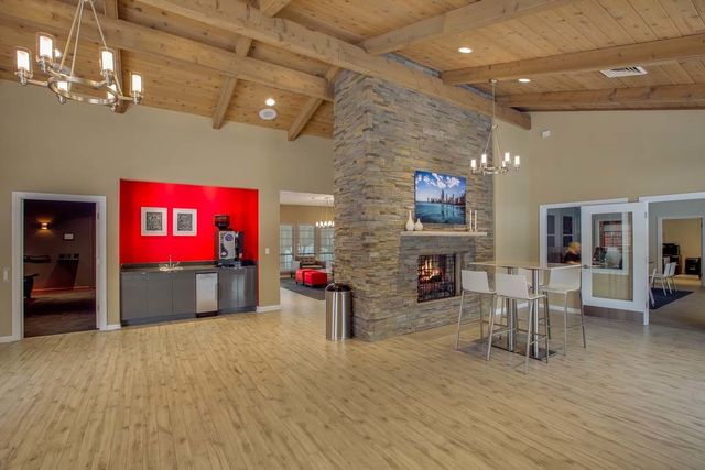 6005 Stewart Drive 0621, Willowbrook, IL 60527