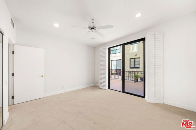 4454 Ventura Canyon Avenue 103, Sherman Oaks, CA 91423