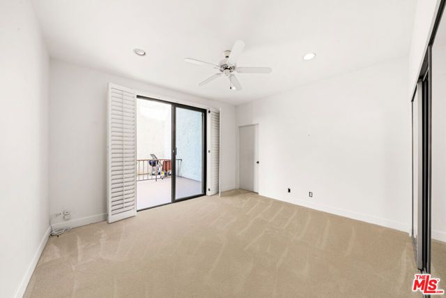 4454 Ventura Canyon Avenue 103, Sherman Oaks, CA 91423