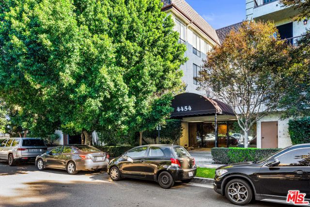 4454 Ventura Canyon Avenue 103, Sherman Oaks, CA 91423