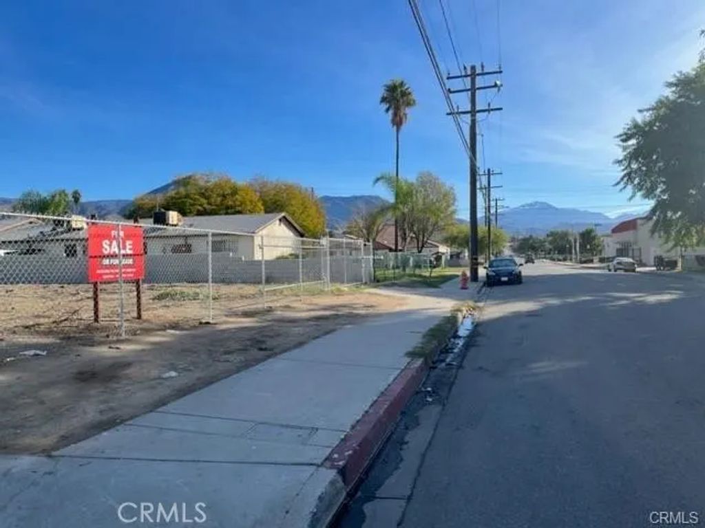 1550 Pumalo, San Bernardino, CA 92404