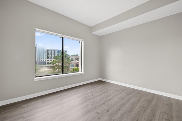 2211 S Braeswood Boulevard 23I, Houston, TX 77030