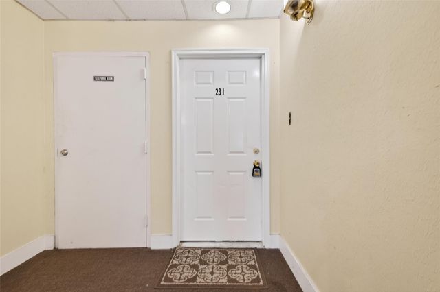 2211 S Braeswood Boulevard 23I, Houston, TX 77030