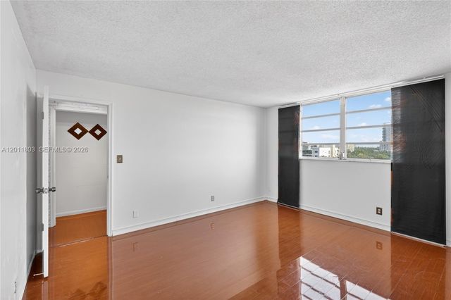 1811 Jefferson St 705, Hollywood, FL 33020