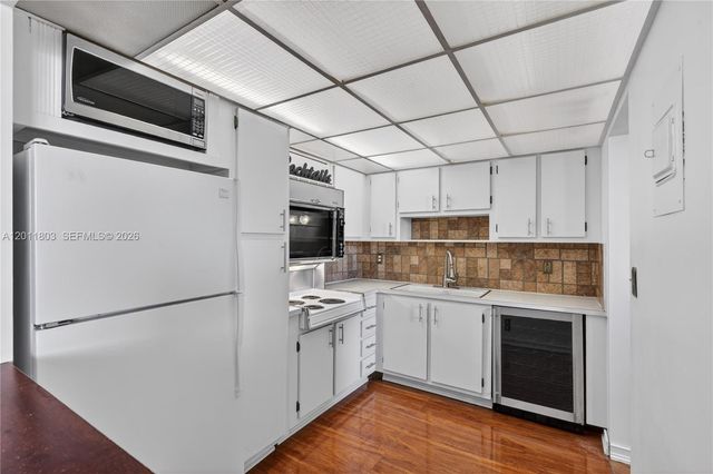 1811 Jefferson St 705, Hollywood, FL 33020