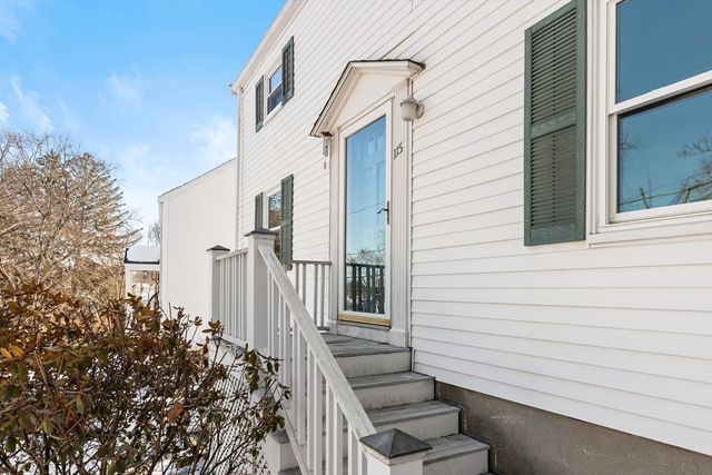 115 Gloucester St, Arlington, MA 02476