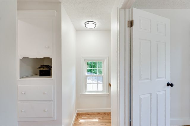 1386 Piper Rd, West Springfield, MA 01089