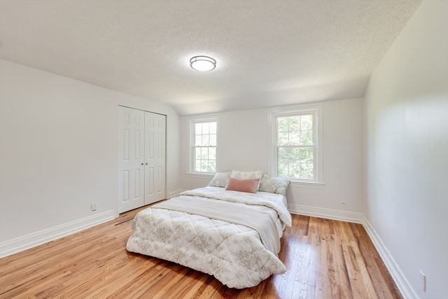 1386 Piper Rd, West Springfield, MA 01089