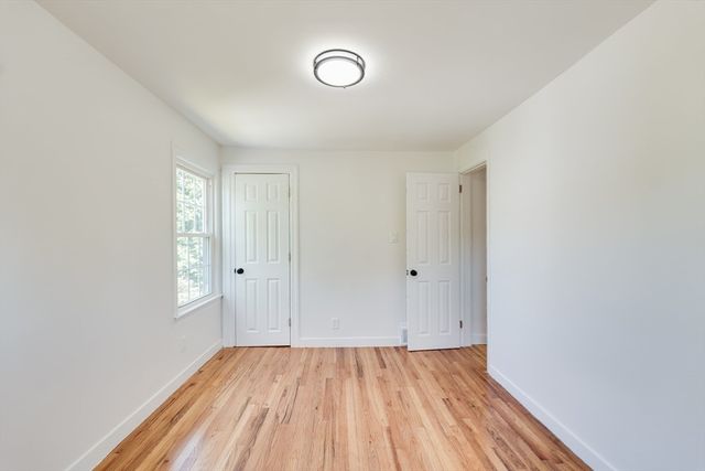 1386 Piper Rd, West Springfield, MA 01089
